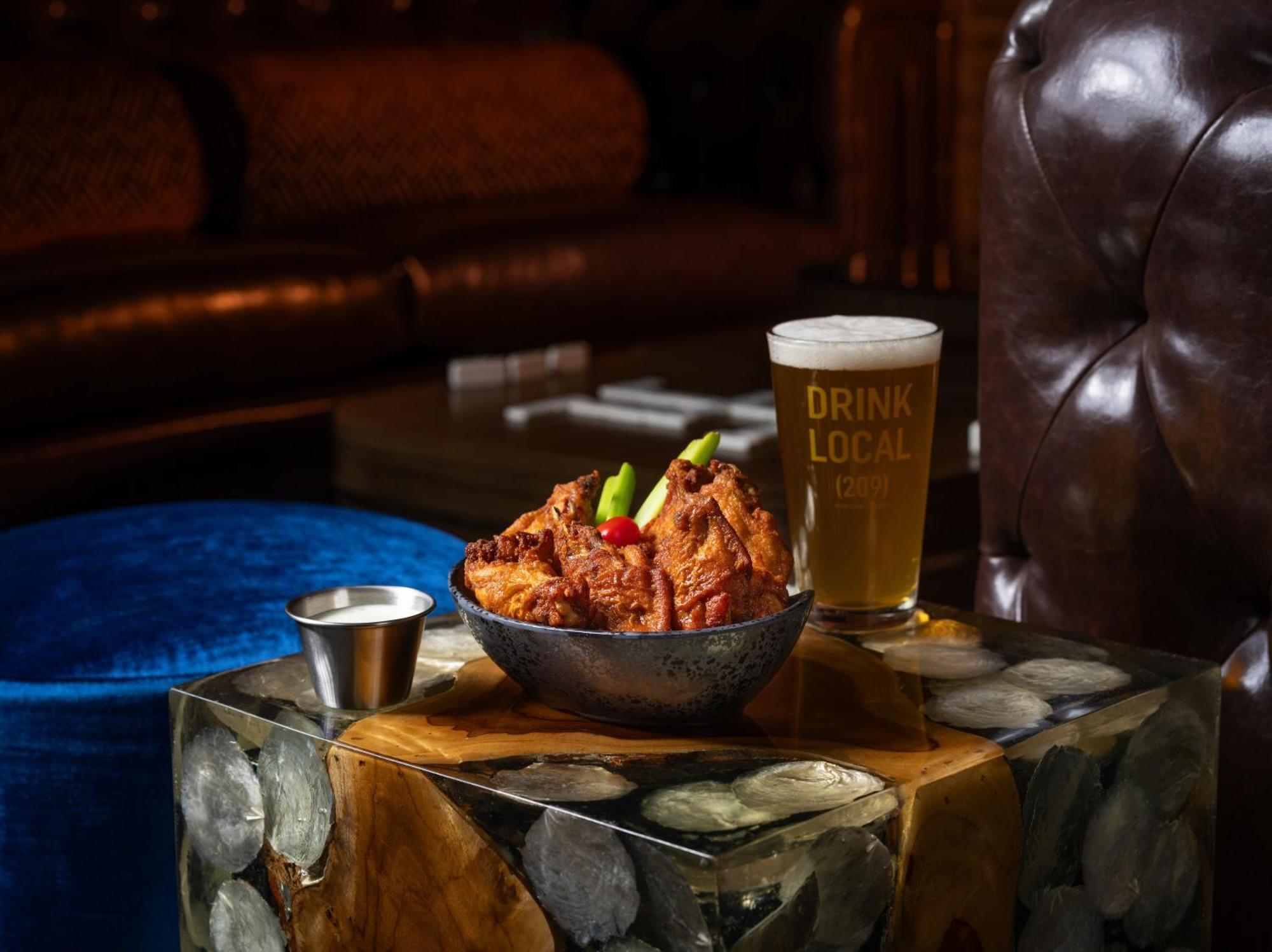 Chicken Ranch Casino Resort ジェームズタウン エクステリア 写真